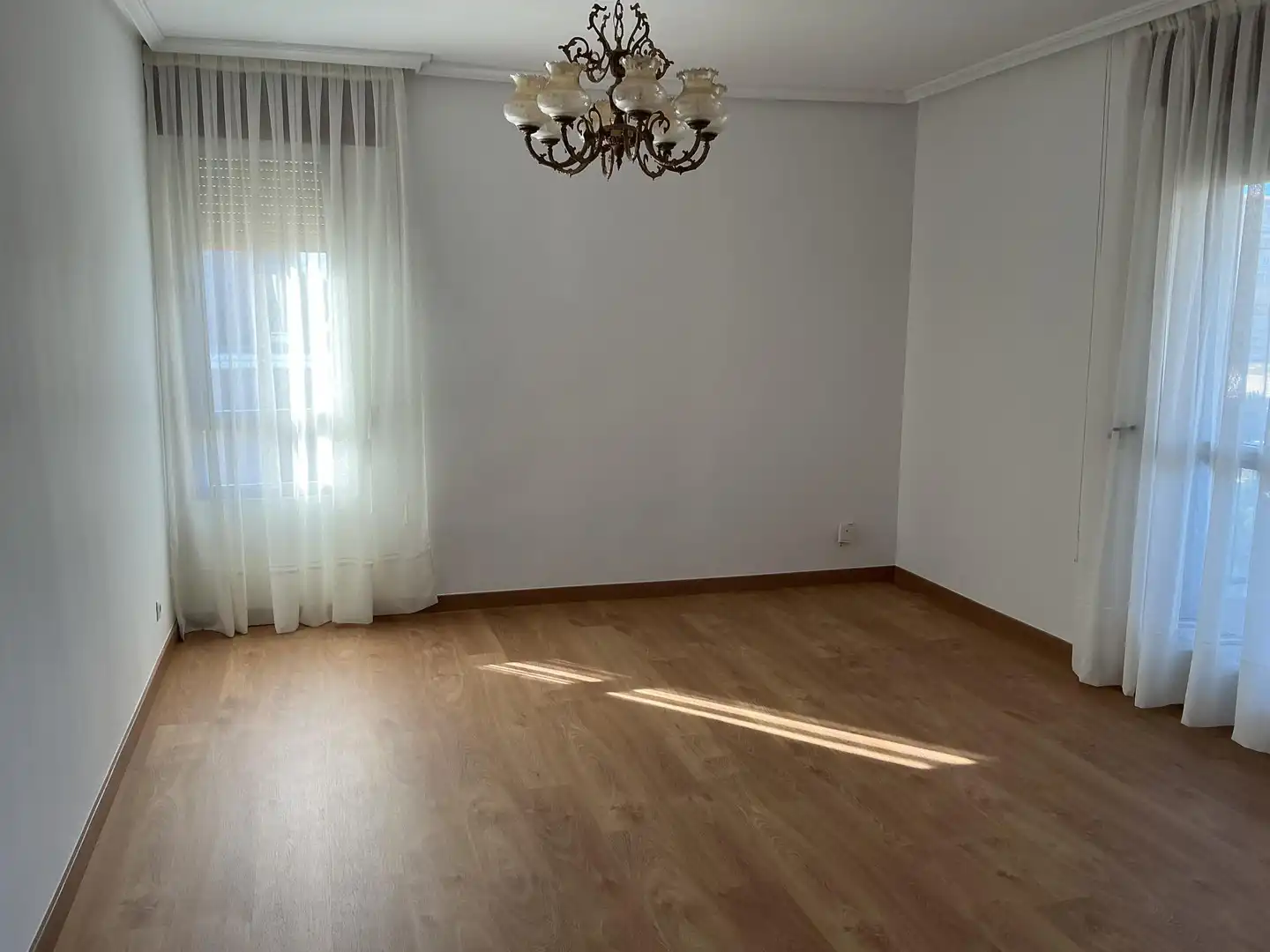 Wohnung zur Miete in Calle de Francesco Scrimieri, 2, Huerta del Rey Schlafzimmer von Wohnung zur Miete in Valladolid Capital