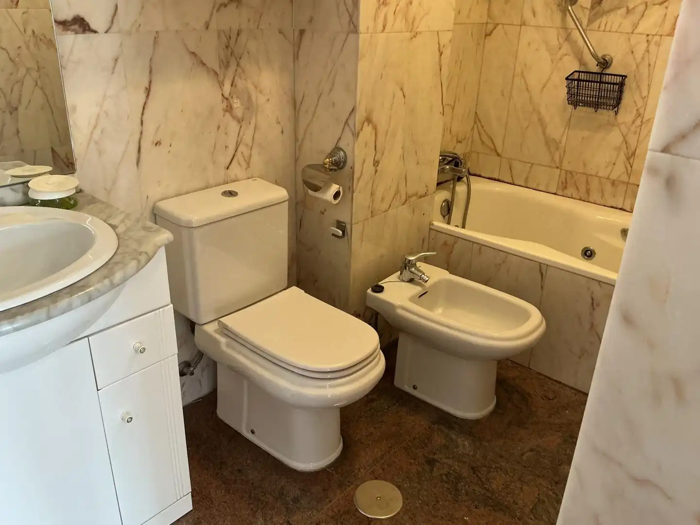 Wohnung zur Miete in Calle de Francesco Scrimieri, 2, Huerta del Rey Badezimmer von Wohnung zur Miete in Valladolid Capital