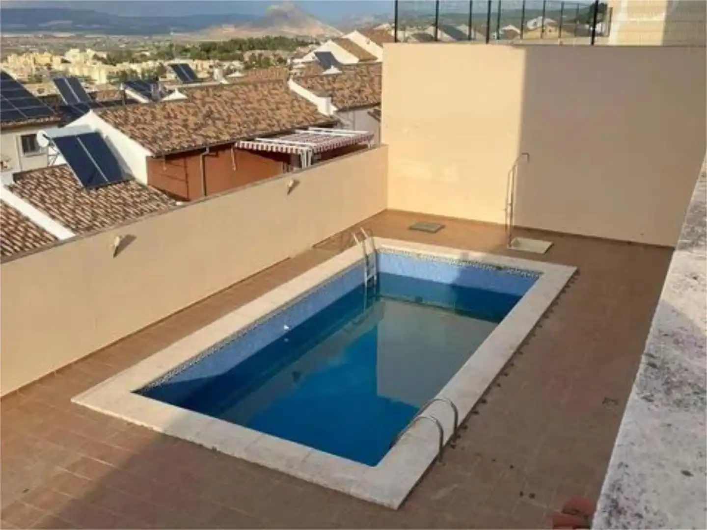 Piso en venta en Calle Mirador de las Arquillas, 22, Fuentemora Piscina de Piso en venta en Antequera con Aire acondicionado, Calefacción y Jardín privado