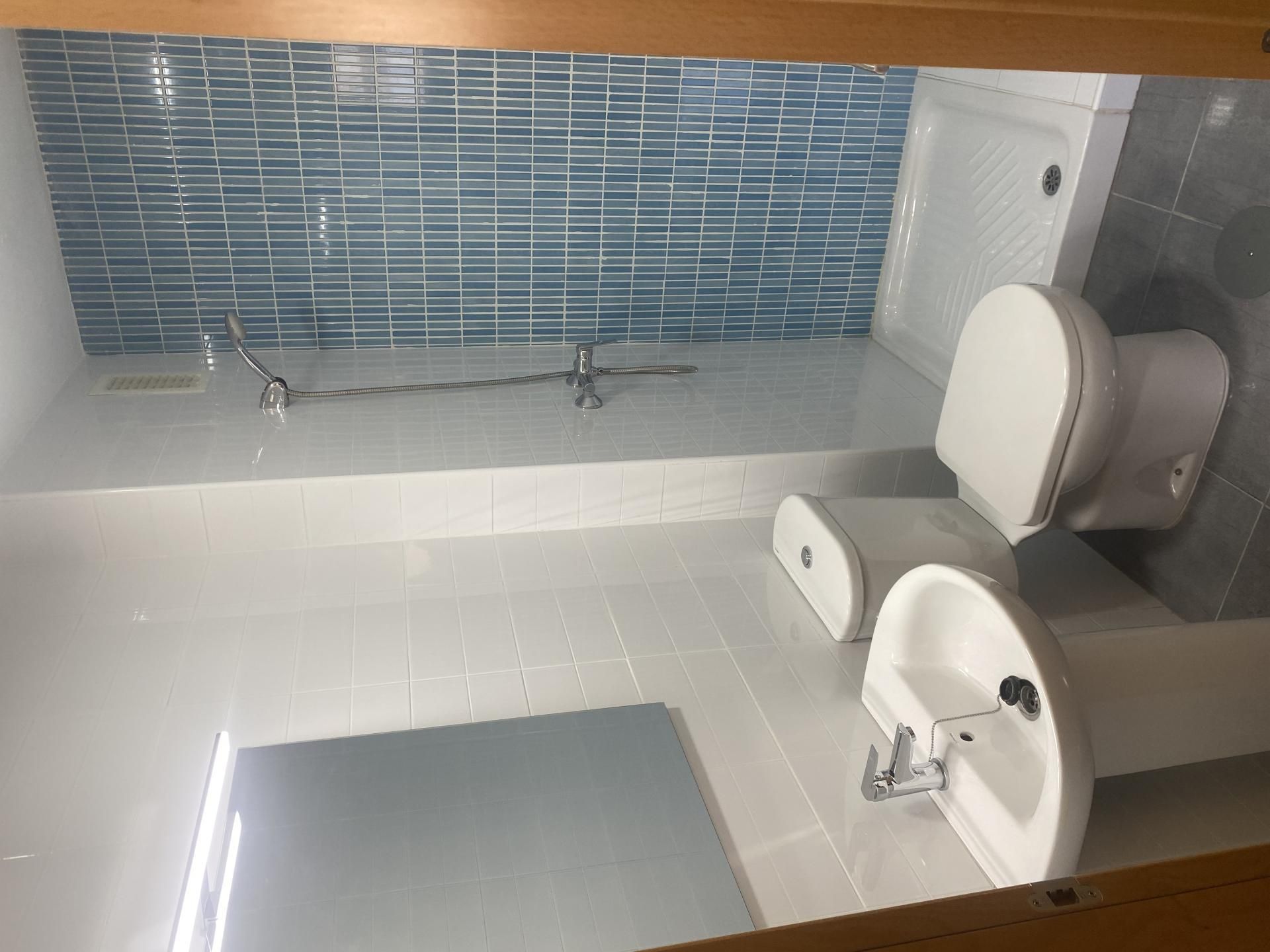 Baño de Piso de alquiler en Vélez-Rubio con Aire acondicionado, Calefacción y Amueblado