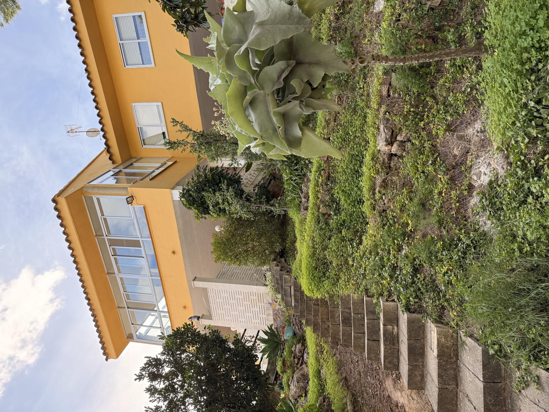 Garden of House or chalet for sale in Gilet  with Air Conditioner, Heating and Private garden