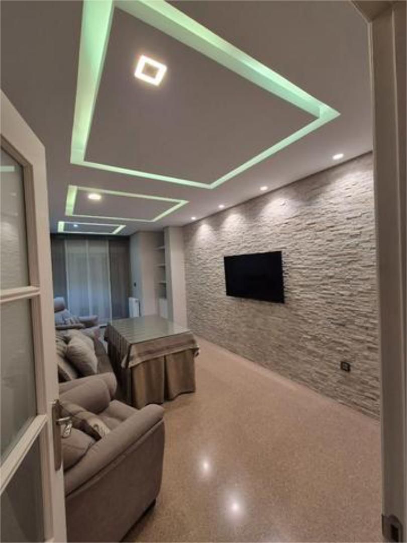 Sala d'estar de Pis de lloguer en Maracena amb Calefacció, Jardí privat i Piscina