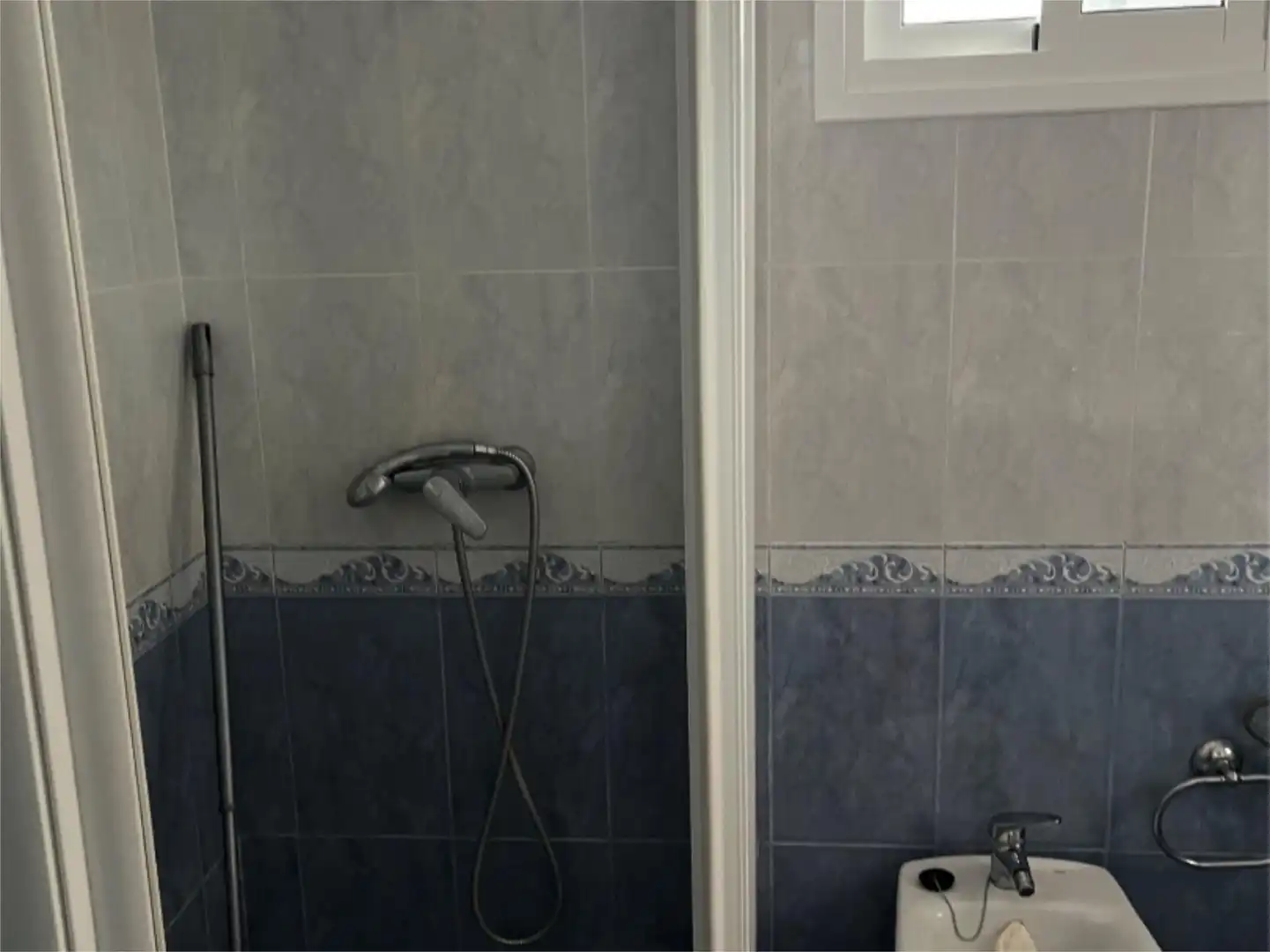 Wohnung zum Verkauf in Calle de Santiago Vallhonrat, 4, Coripe Badezimmer von Wohnung zum Verkauf in Coripe mit Terrasse, Abstellraum und Möbliert