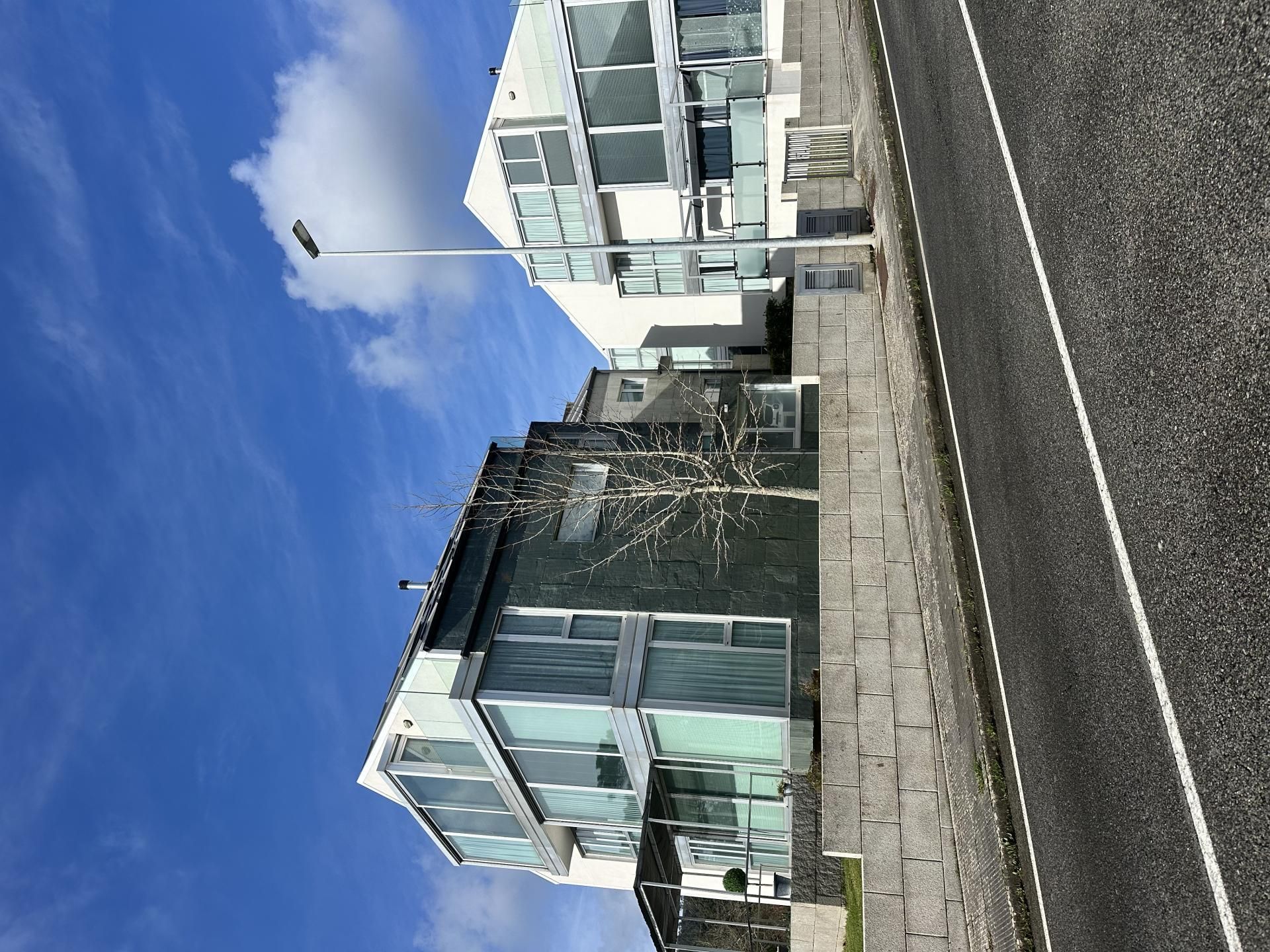 Exterior view of Flat for sale in Ribeira  with Air Conditioner, Private garden and Storage room