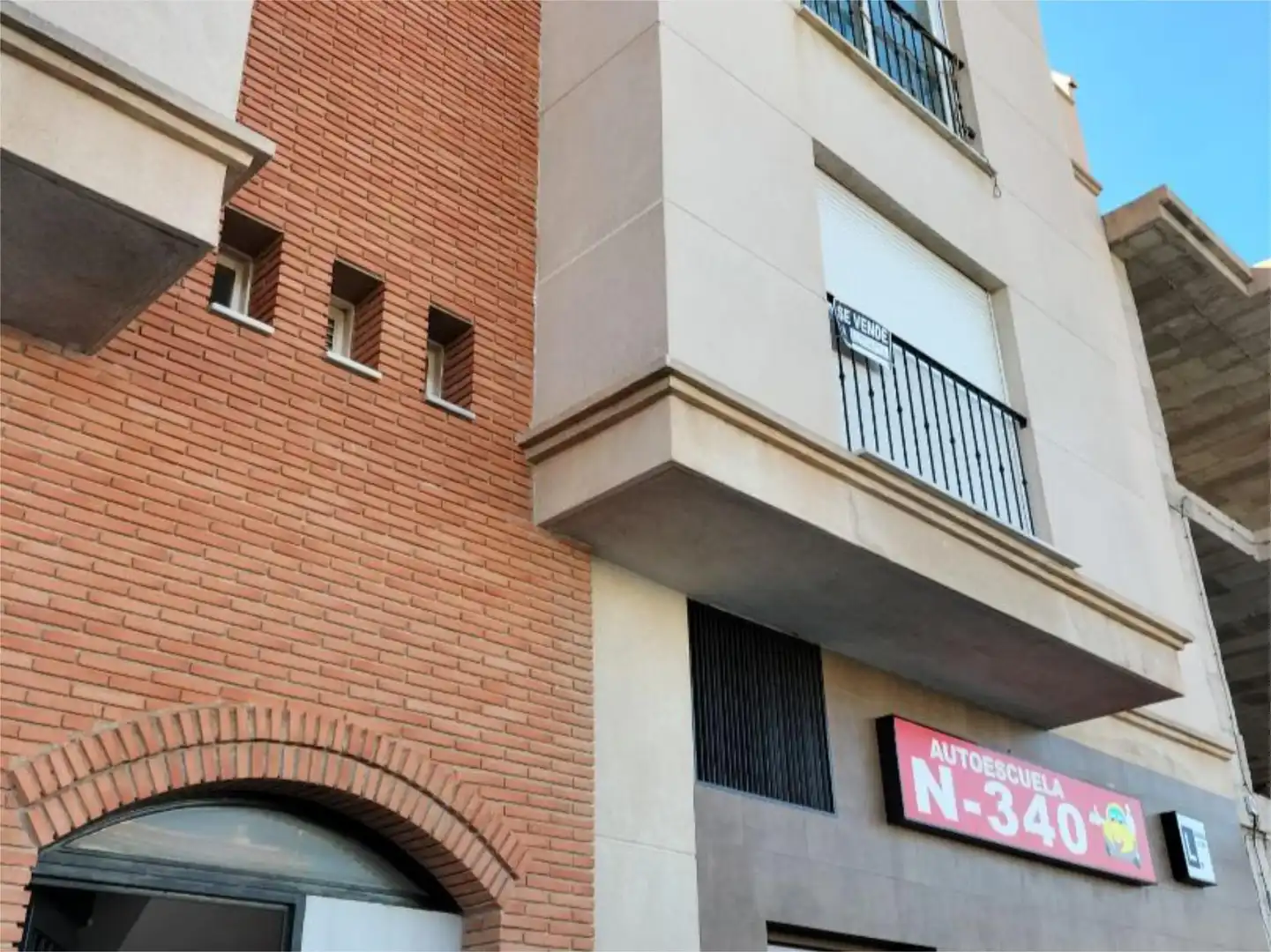 Vista exterior de Piso en venta en Motril con Aire acondicionado, Terraza y Balcón