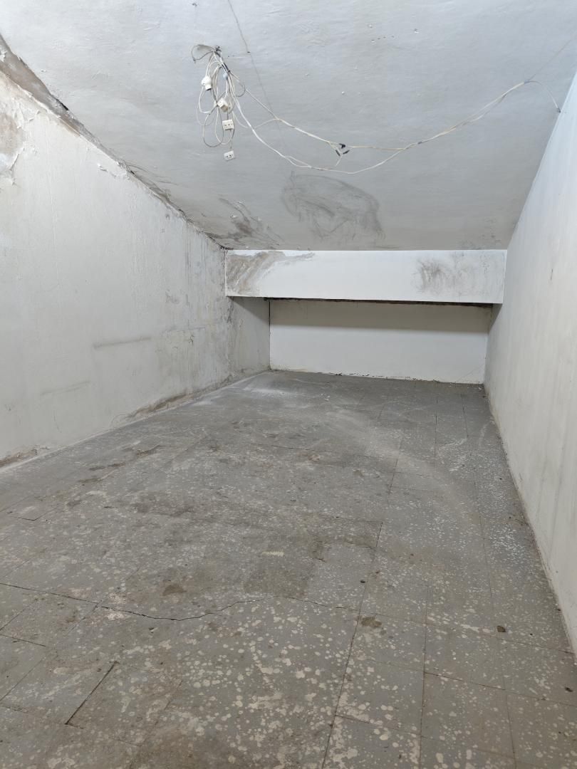 Box room for sale in Torrelavega 