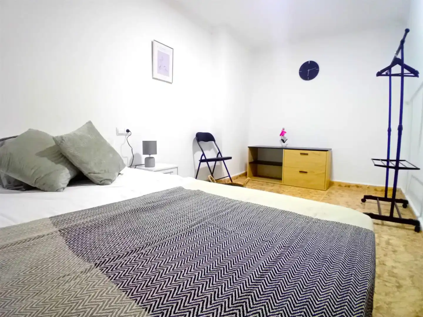 Room in Carrer del Músic José Torregrosa, 16, Villafranqueza Bedroom of Houses for share in Alicante / Alacant with Heating, Private garden and Terrace