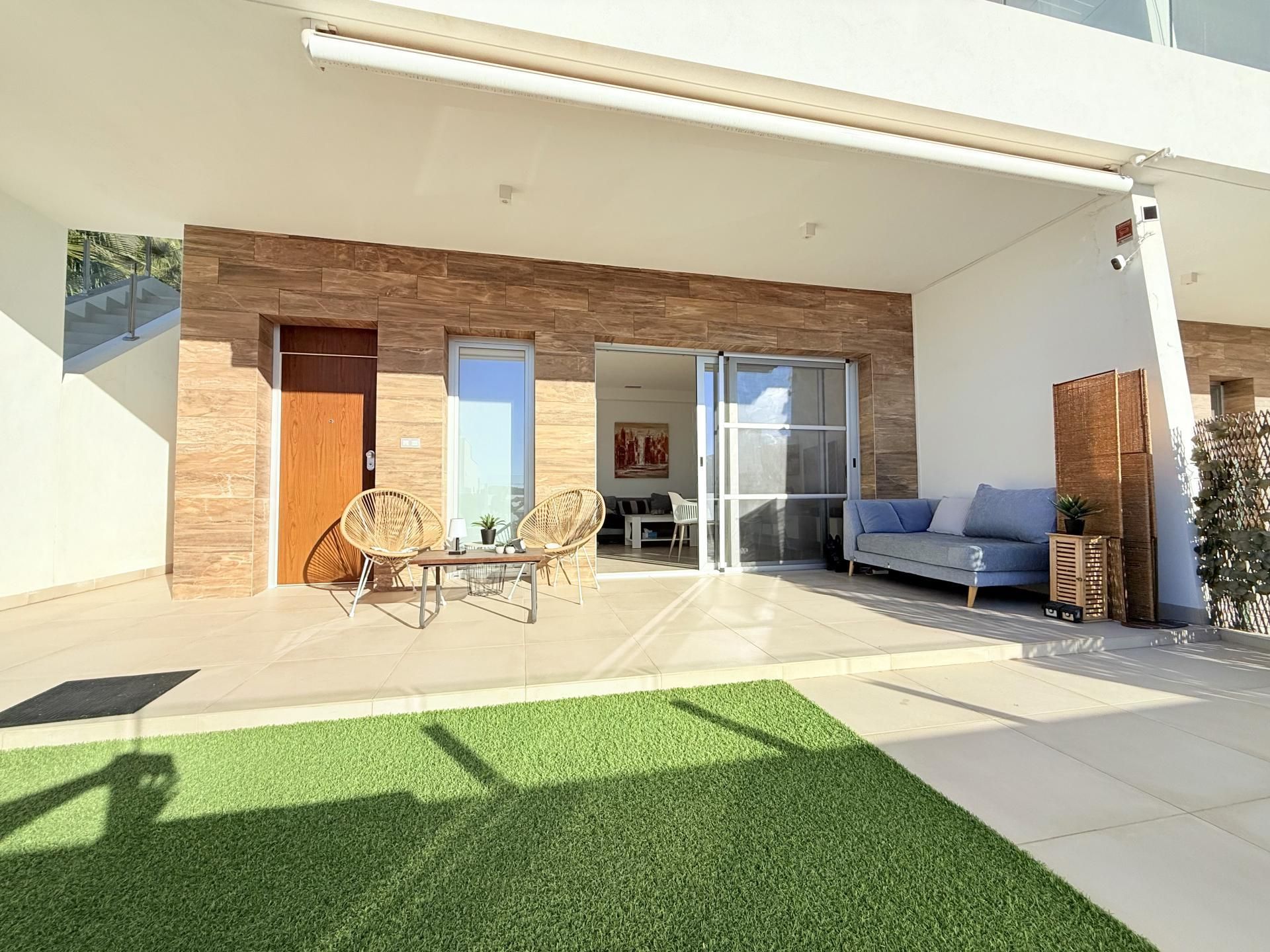 Planta baja en venta en Carrer d'Equador, 22, Balcón de Finestrat - Terra Marina Terraza de Planta baja en venta en Finestrat con Aire acondicionado, Calefacción y Jardín privado