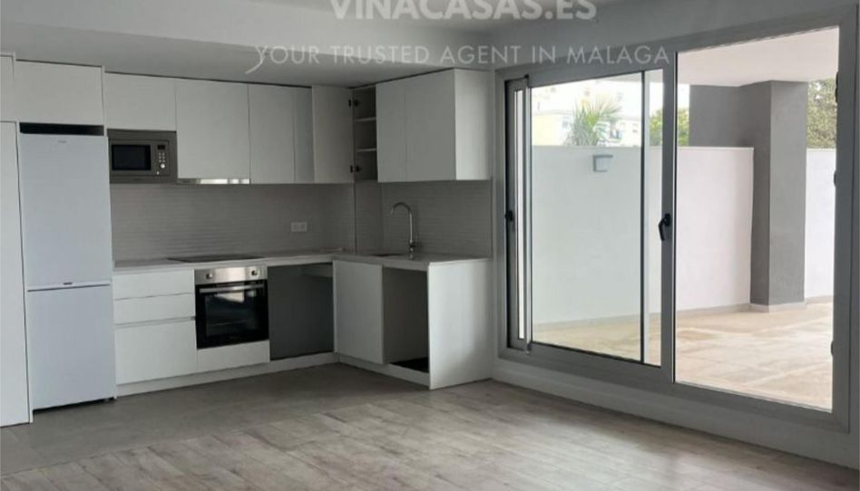 Piso en venta en Montemar, Torremolinos - imagen 1 Foto 1 de Piso en venta en Montemar, Torremolinos