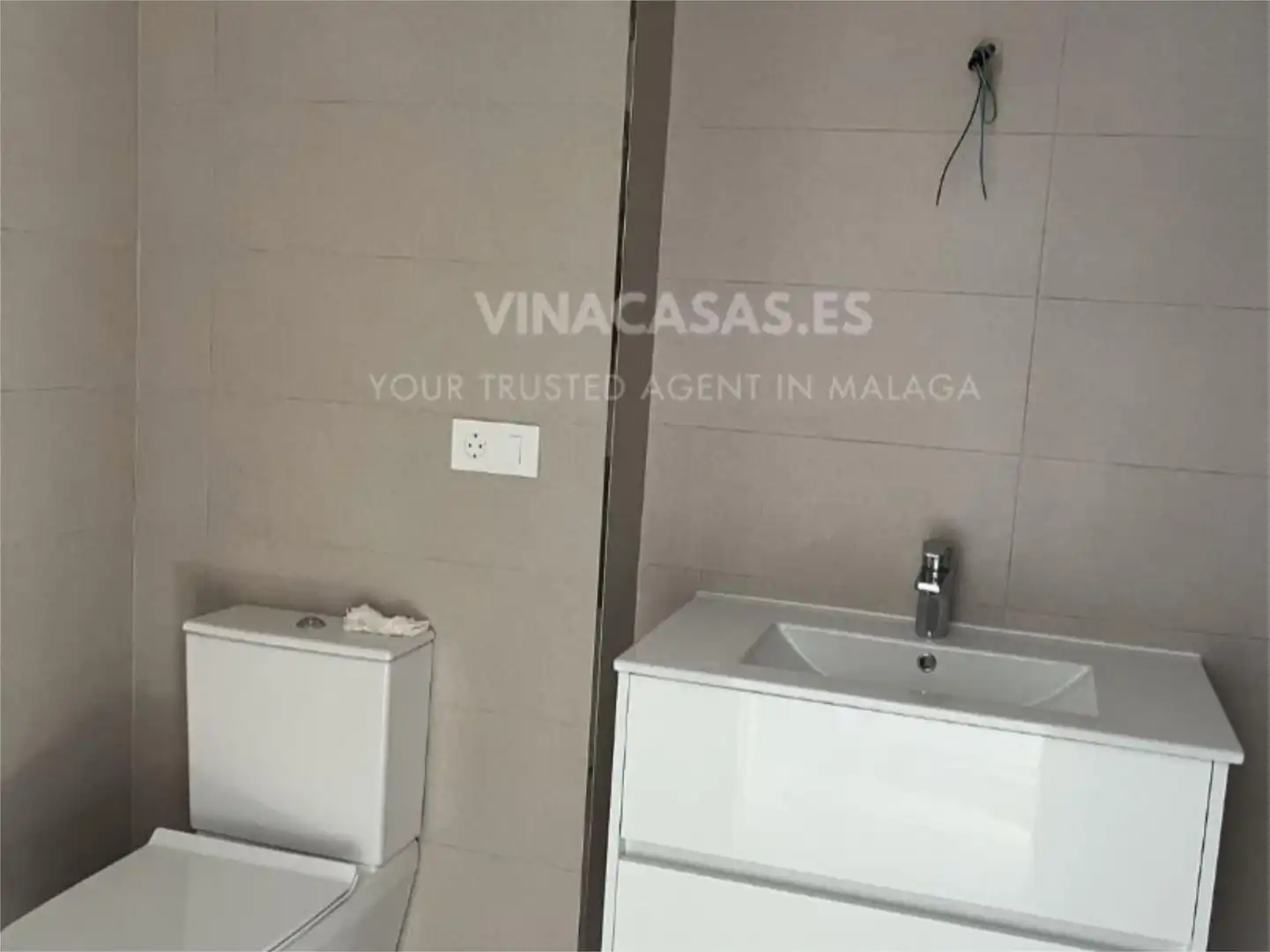 Piso en venta en Montemar Piso en venta en Torremolinos con Aire acondicionado, Terraza y Trastero