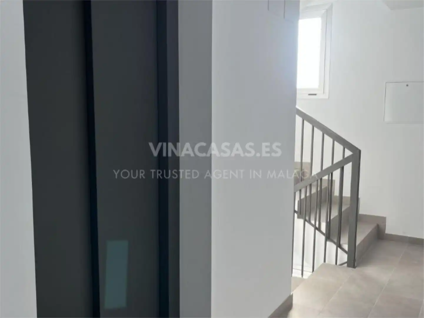 Piso en venta en Montemar Piso en venta en Torremolinos con Aire acondicionado, Terraza y Trastero