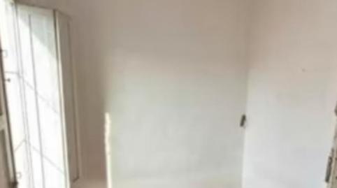 Foto 4 de Piso en venta en Grupo Maria Auxiliadora, 1, Abanto y Ciérvana-Abanto Zierbena, Bizkaia