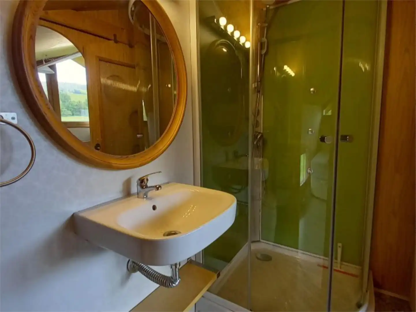 Estudio en venta en Amorebieta-Etxano Baño de Estudio en venta en Amorebieta-Etxano con Calefacción, Jardín privado y Parquet