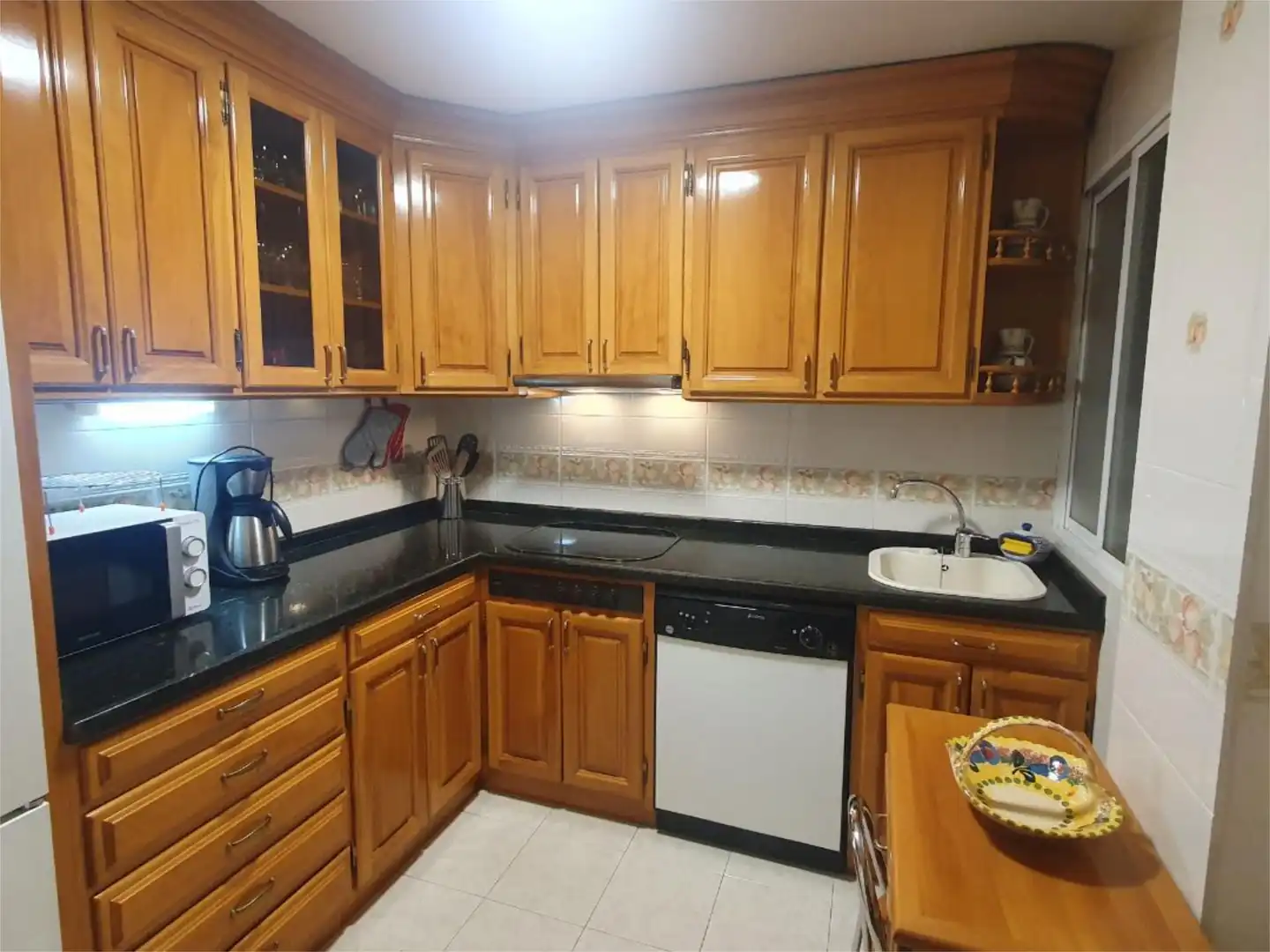 Piso de alquiler en Avenida Fernando Calzadilla, 17, Pardaleras Cocina de Piso de alquiler en Badajoz con Calefacción, Parquet y Amueblado