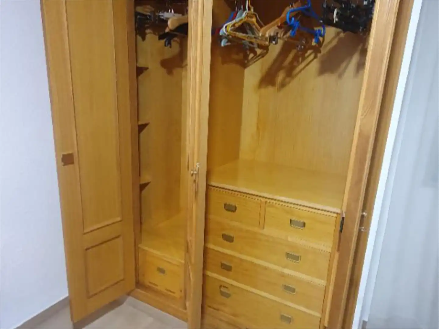 Piso de alquiler en Avenida Fernando Calzadilla, 17, Pardaleras Habitación de Piso de alquiler en Badajoz con Calefacción, Parquet y Amueblado