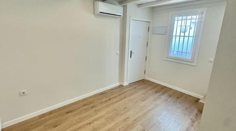 Foto 2 de Dúplex de alquiler en Calle Carolinas, 21, Bellas Vistas,  Madrid Capital