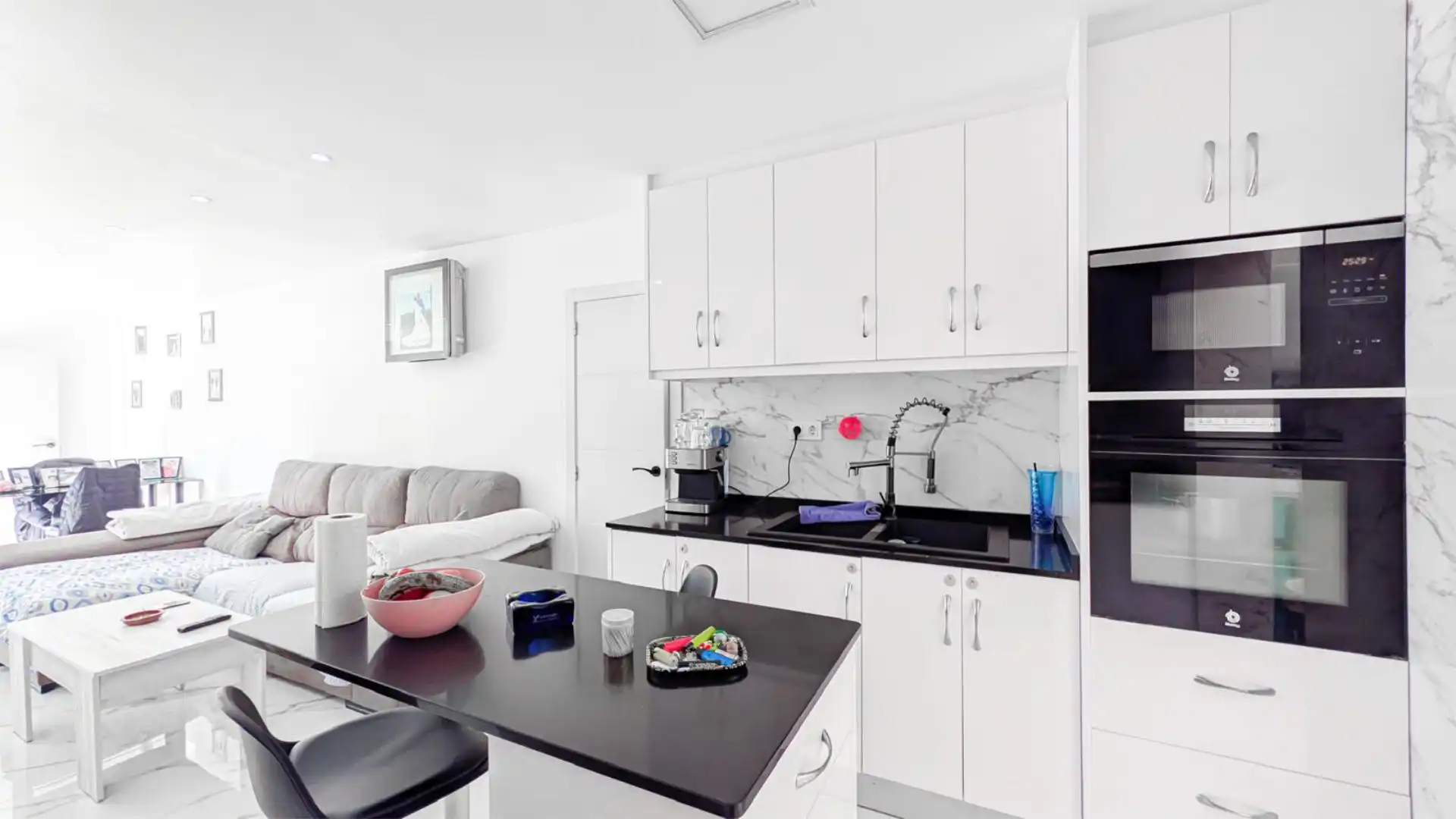 Cocina de Casa adosada en venta en Torrevieja con Aire acondicionado, Jardín privado y Trastero