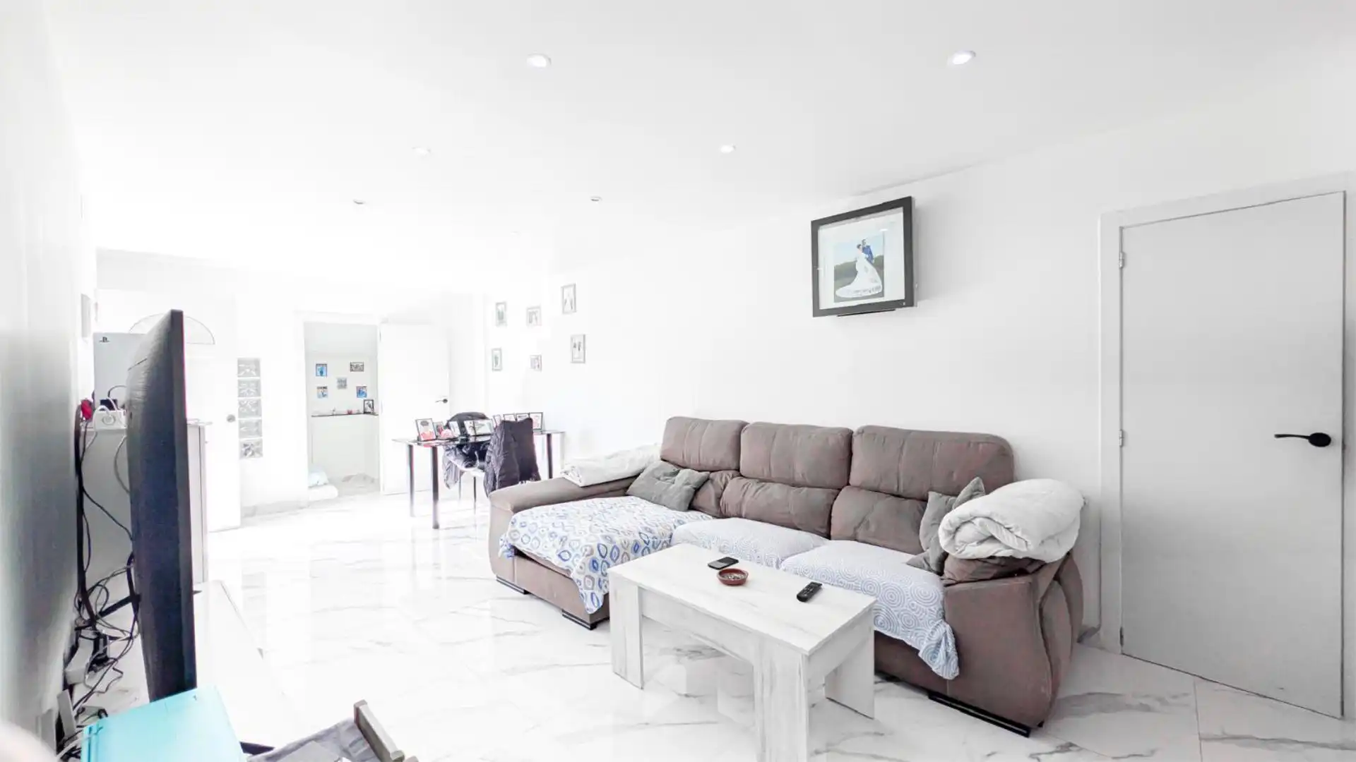 Sala de estar de Casa adosada en venta en Torrevieja con Aire acondicionado, Jardín privado y Trastero