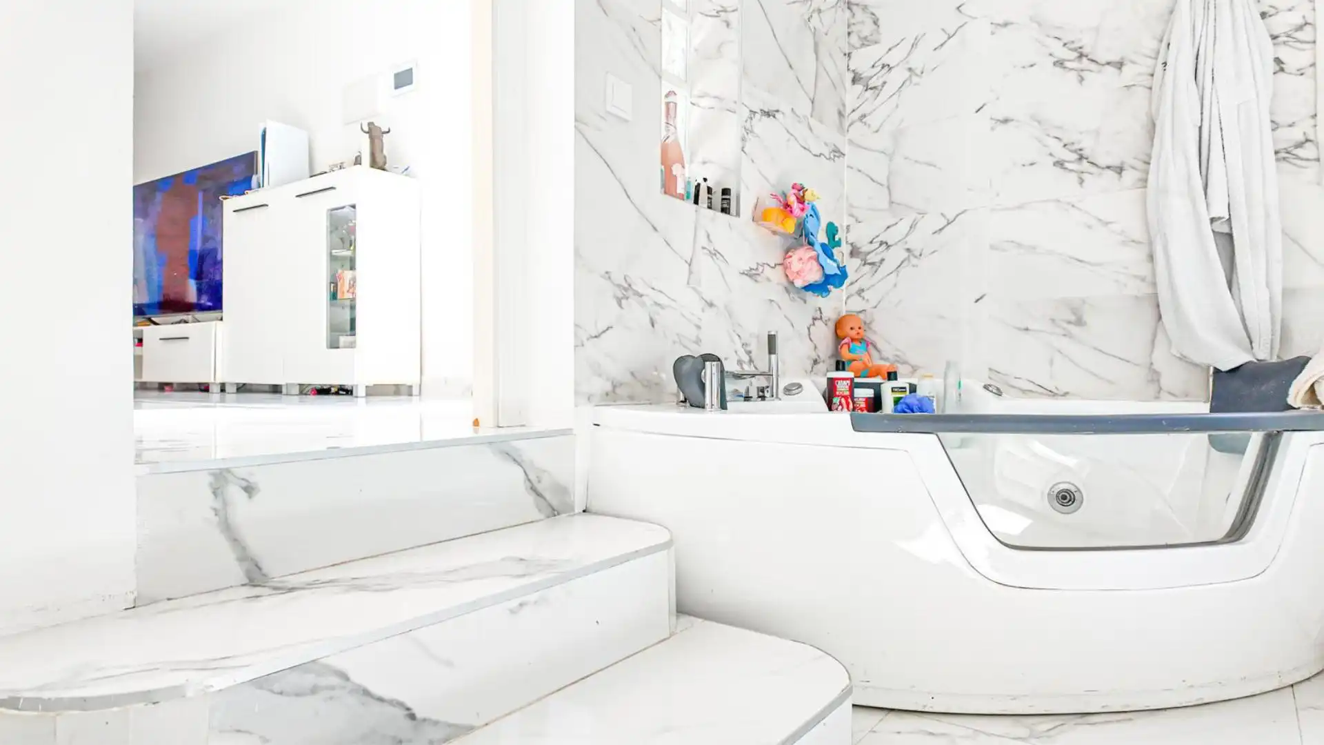 Baño de Casa adosada en venta en Torrevieja con Aire acondicionado, Jardín privado y Trastero
