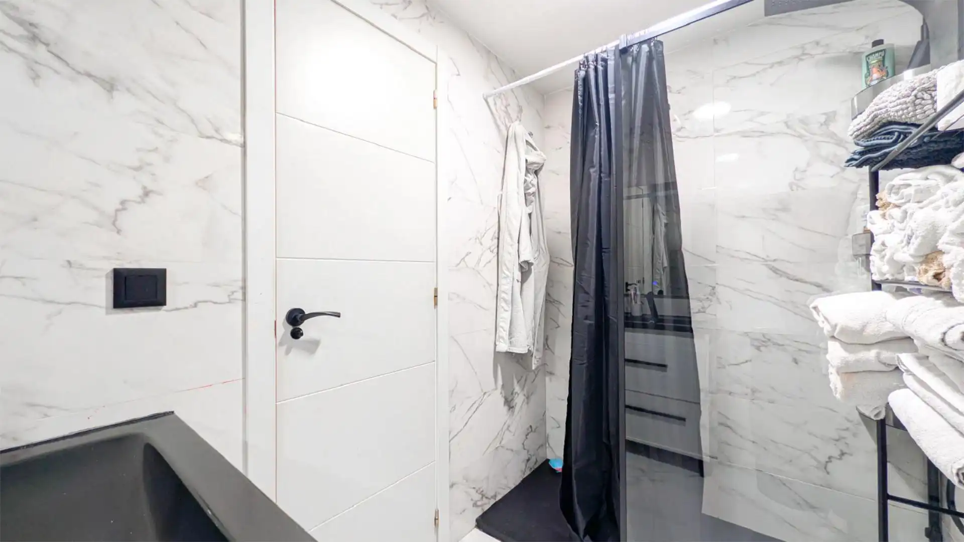 Baño de Casa adosada en venta en Torrevieja con Aire acondicionado, Jardín privado y Trastero