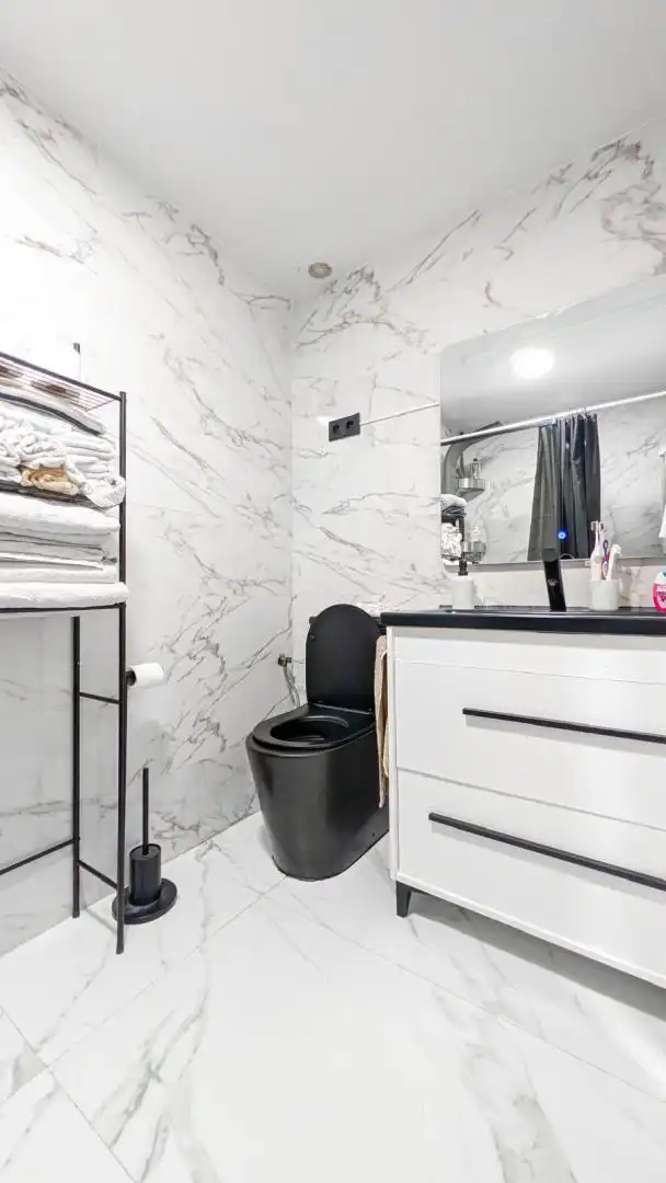 Baño de Casa adosada en venta en Torrevieja con Aire acondicionado, Jardín privado y Trastero