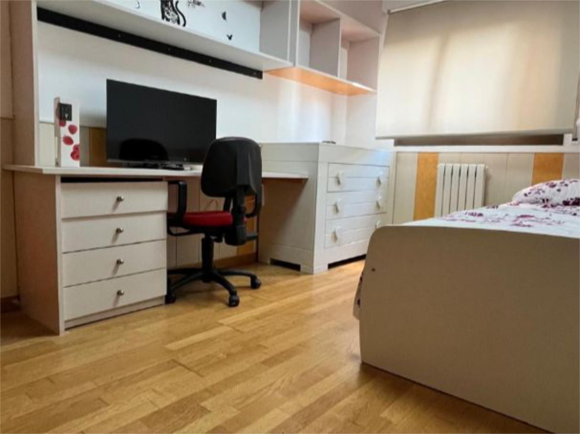 Flat to share in Calle de los Diputados, 19, La Almozara Flat to share in Calle de los Diputados, 19, La Almozara