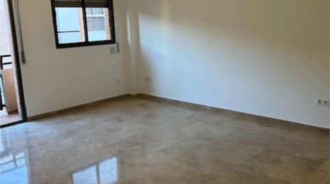 Photo 2 of Flat for rent in Calle Carlos de Cepeda, 3, La Buhaira,  Sevilla Capital