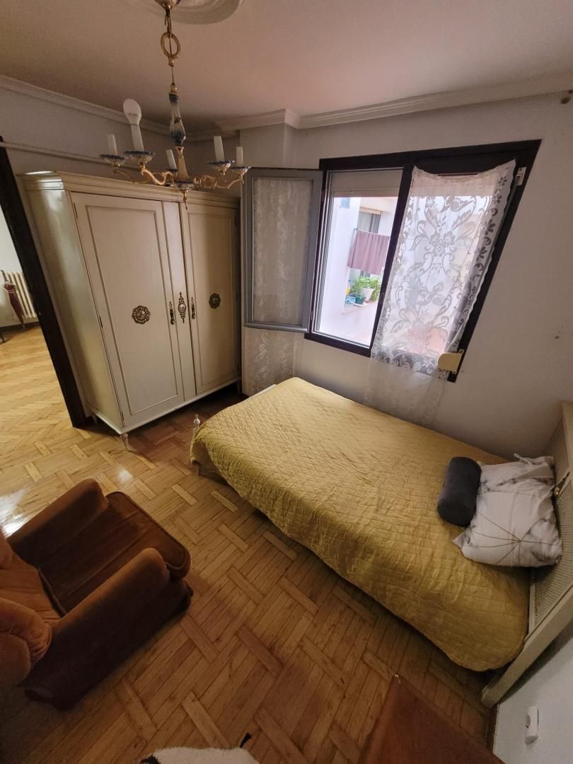 Dormitori de Pis per a compartir en Palencia Capital amb Traster i Moblat