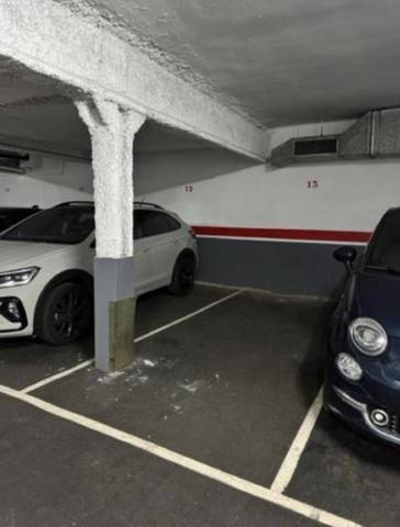 Garaje en Alquiler en Rambla del Carmel, 12 en El Carmel