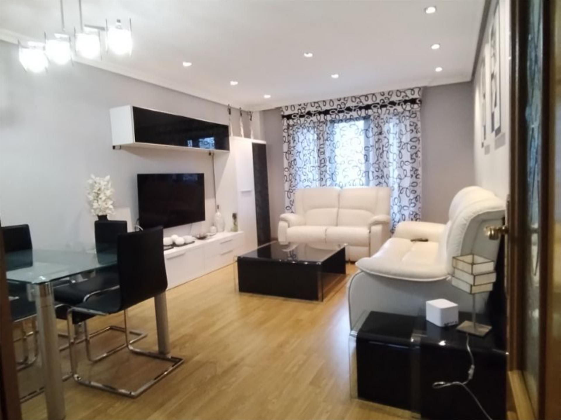 Flat for sale in Plaza San Isidro, 6, Llanera