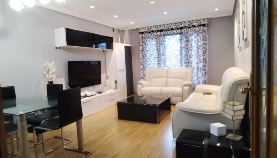 Flat for sale in Plaza San Isidro, 6, Llanera, Asturias - image 1 Photo 1 of Flat for sale in Plaza San Isidro, 6, Llanera, Asturias