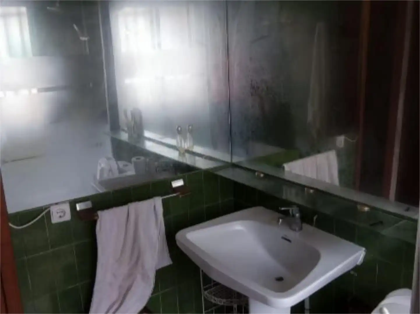 Flat for sale in Calle de Mariana Pineda, 3, Iznalloz Bathroom of Flat for sale in Iznalloz with Heating, Private garden and Terrace