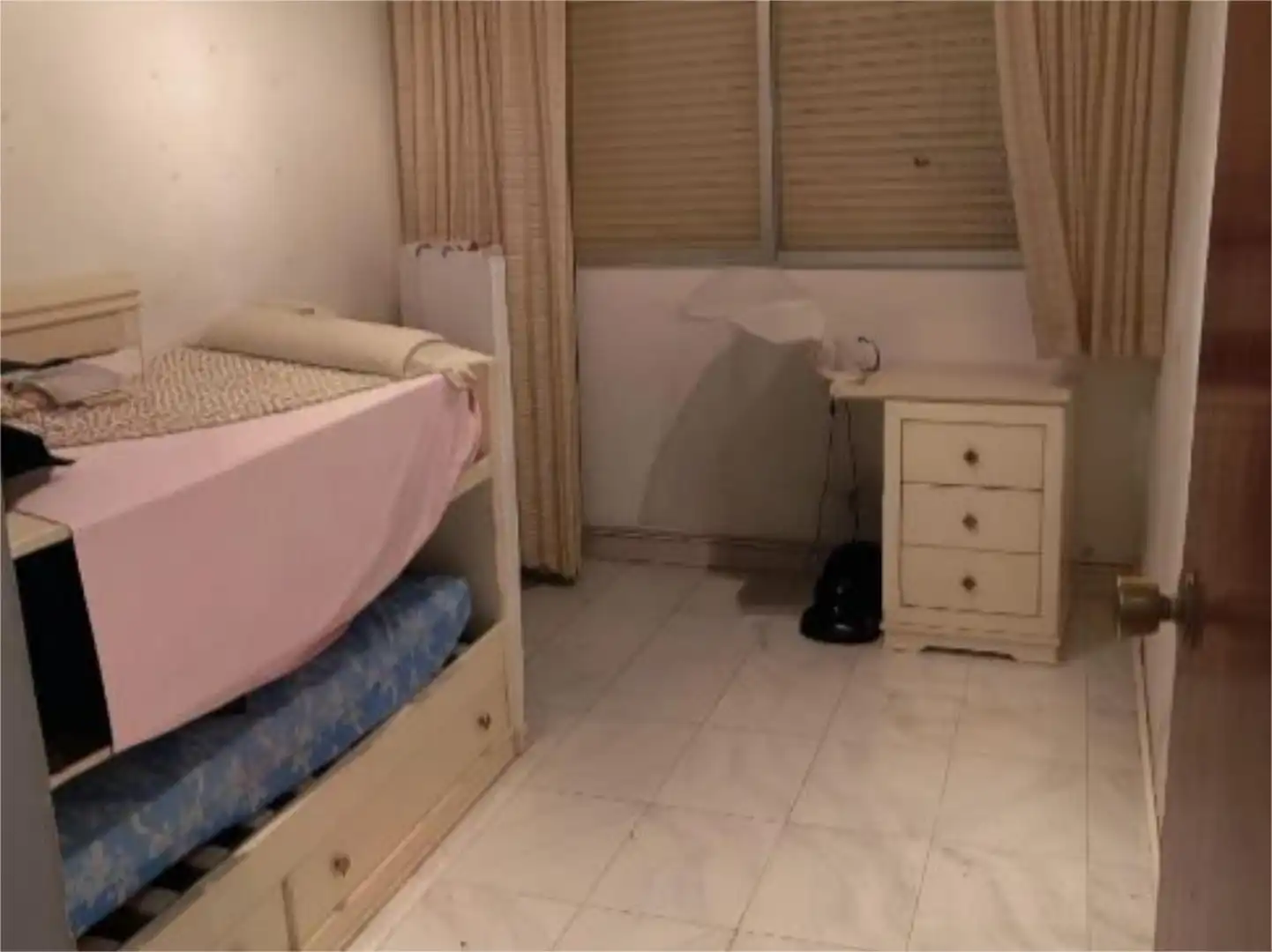 Flat for sale in Calle de Mariana Pineda, 3, Iznalloz Bedroom of Flat for sale in Iznalloz with Heating, Private garden and Terrace