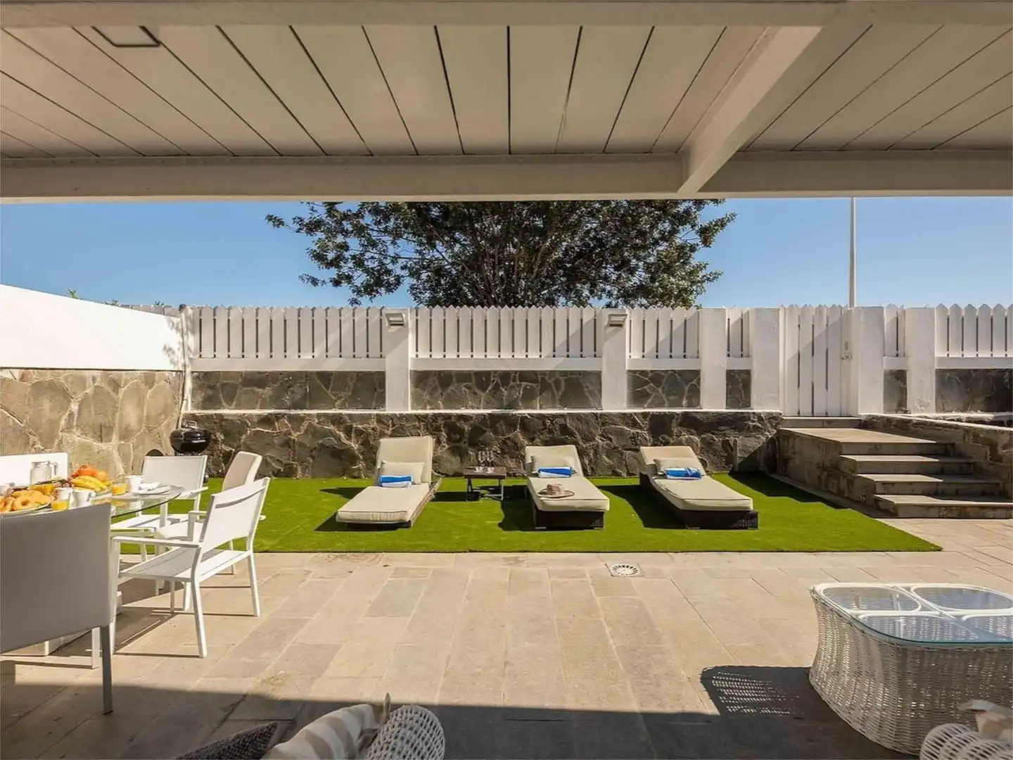 Einfamilien-Reihenhaus zur Miete in Avenida del Oasis, 15, Maspalomas - Meloneras Terrasse von Einfamilien-Reihenhaus zur Miete in San Bartolomé de Tirajana mit Klimaanlage, Heizung und Privatgarten