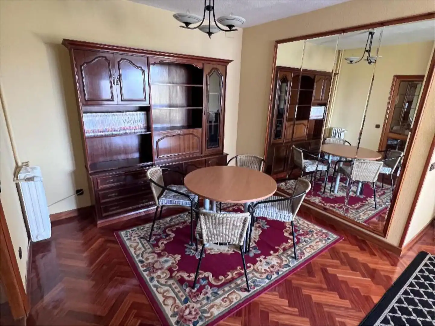 Room in Calle de Gandía, 8, Adelfas