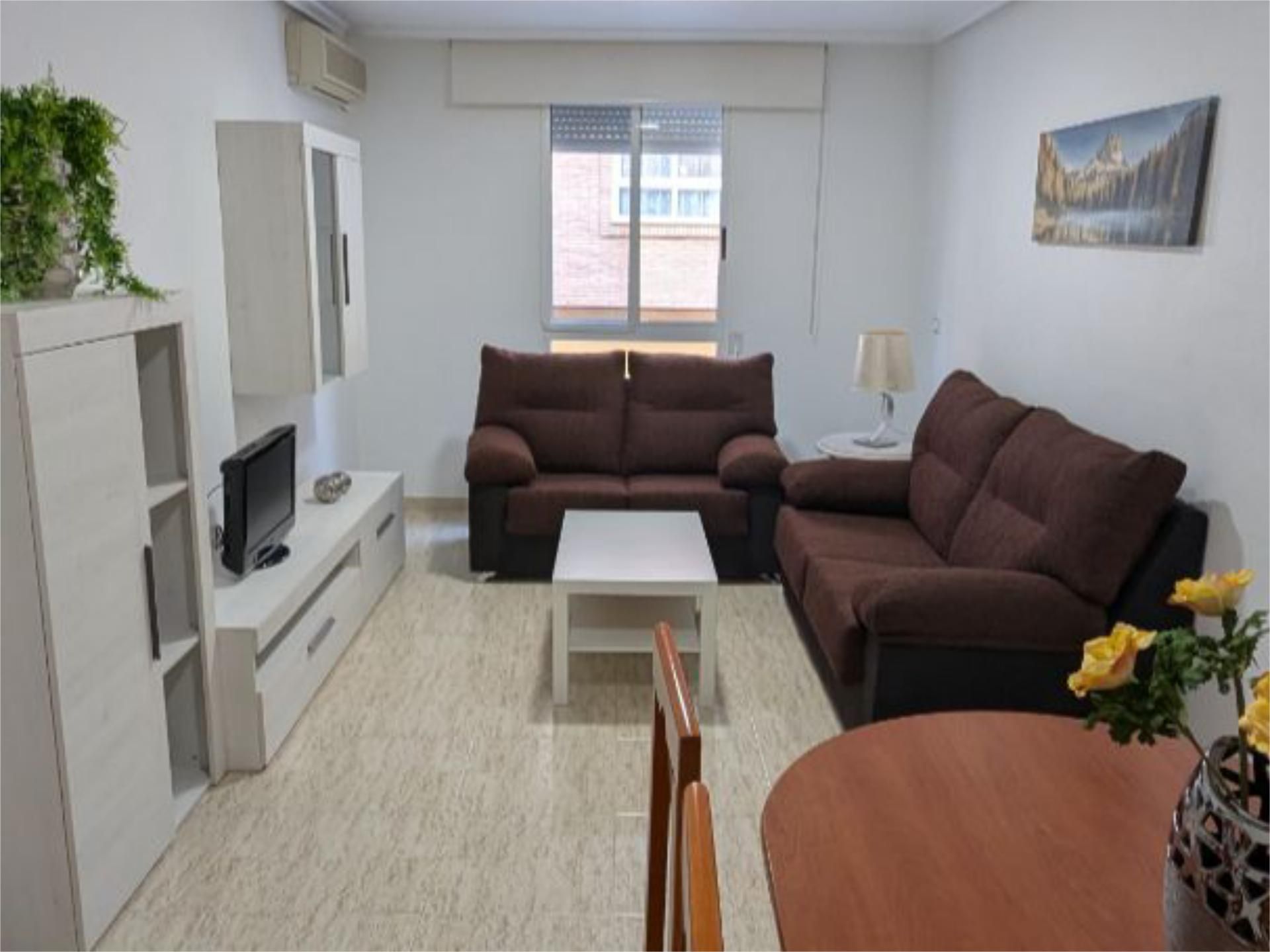 Living room of Flat to rent in  Murcia Capital  with Air Conditioner, Heating and Storage room