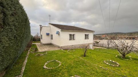 Foto 3 de Casa o xalet en venda a Calle Santander, 28, Villa del Prado, Madrid