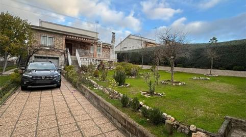 Foto 2 de Casa o xalet en venda a Calle Santander, 28, Villa del Prado, Madrid