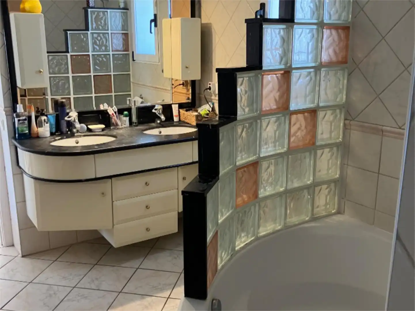 Baño de Casa o chalet en venta en La Nucia con Aire acondicionado, Calefacción y Jardín privado