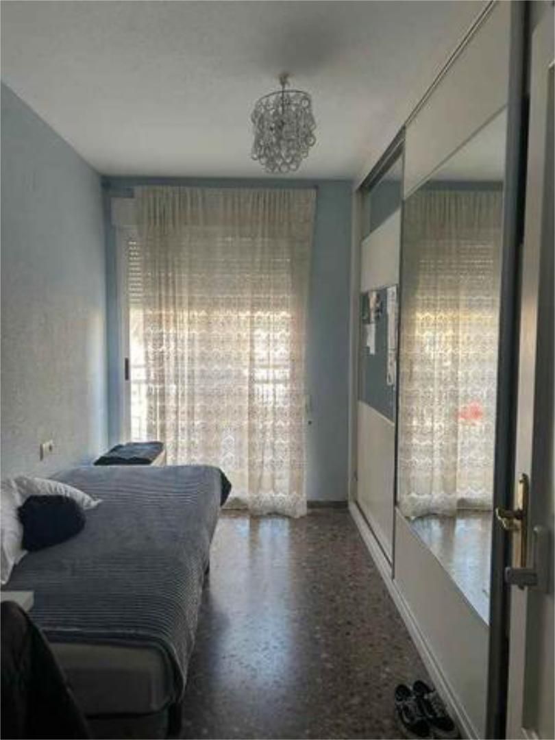 Dormitori de Pis de lloguer en  Valencia Capital