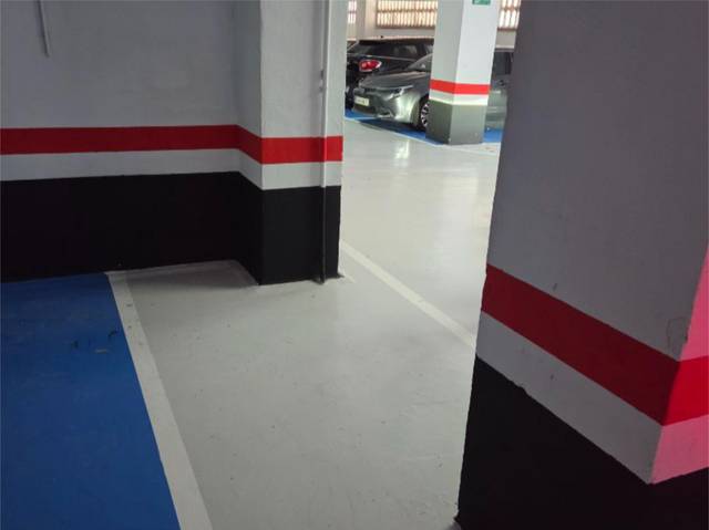 Garaje en Alquiler en Calle Jenaro Oraá Kalea, 45 en Larrea - San Juan de Dios - Peñota