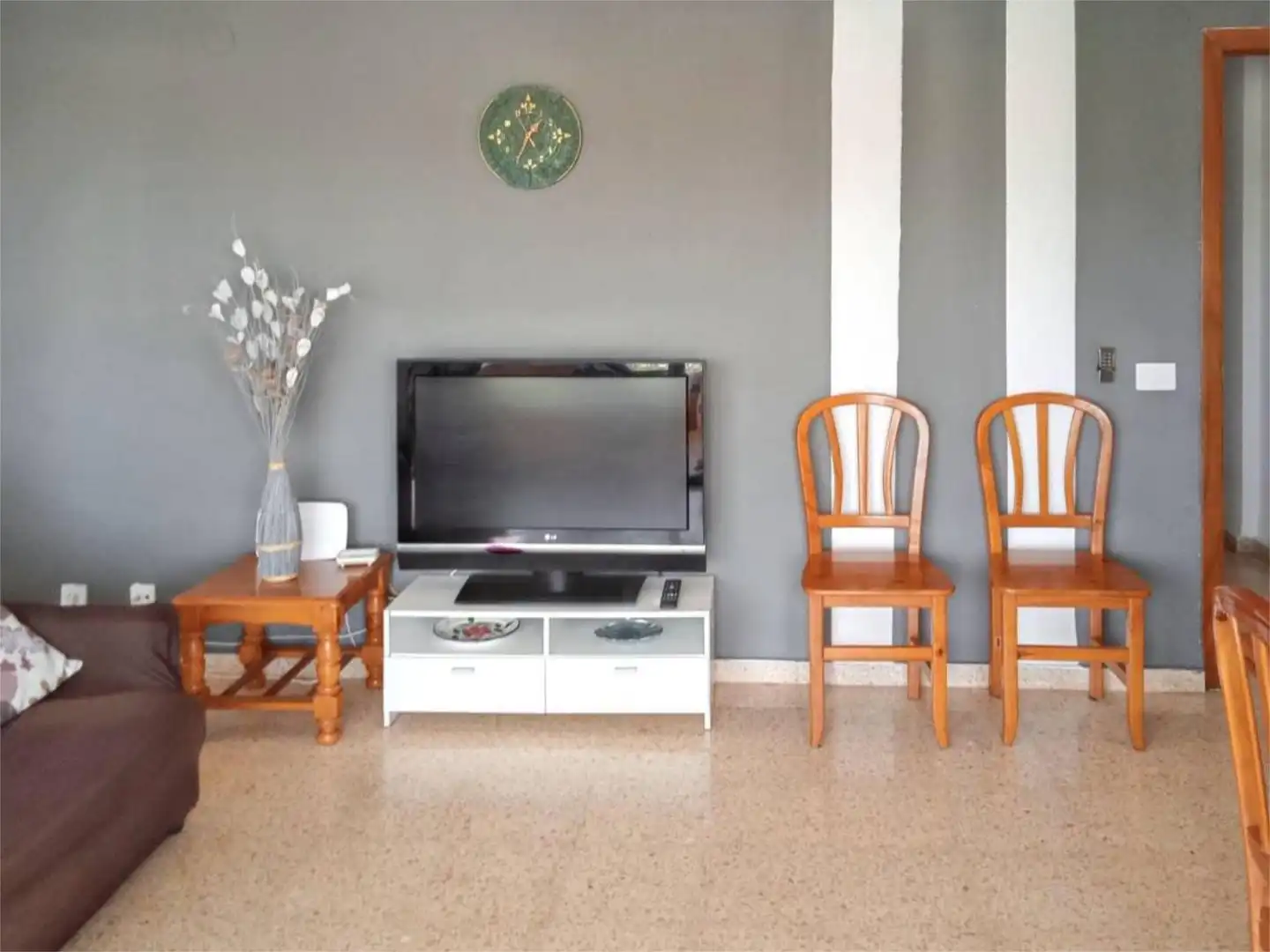 Wohnung zur Miete in Carrer Apòstol Santiago, 75, La Curva Wohnzimmer von Wohnung zur Miete in Benicasim / Benicàssim mit Klimaanlage, Terrasse und Möbliert