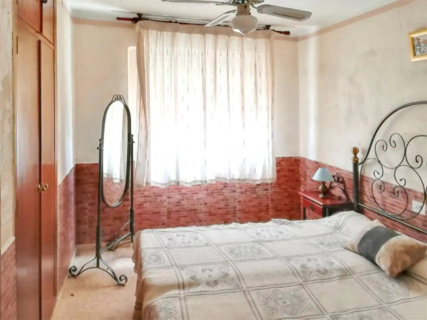 Wohnung zur Miete in Carrer Apòstol Santiago, 75, La Curva Schlafzimmer von Wohnung zur Miete in Benicasim / Benicàssim mit Klimaanlage, Terrasse und Möbliert