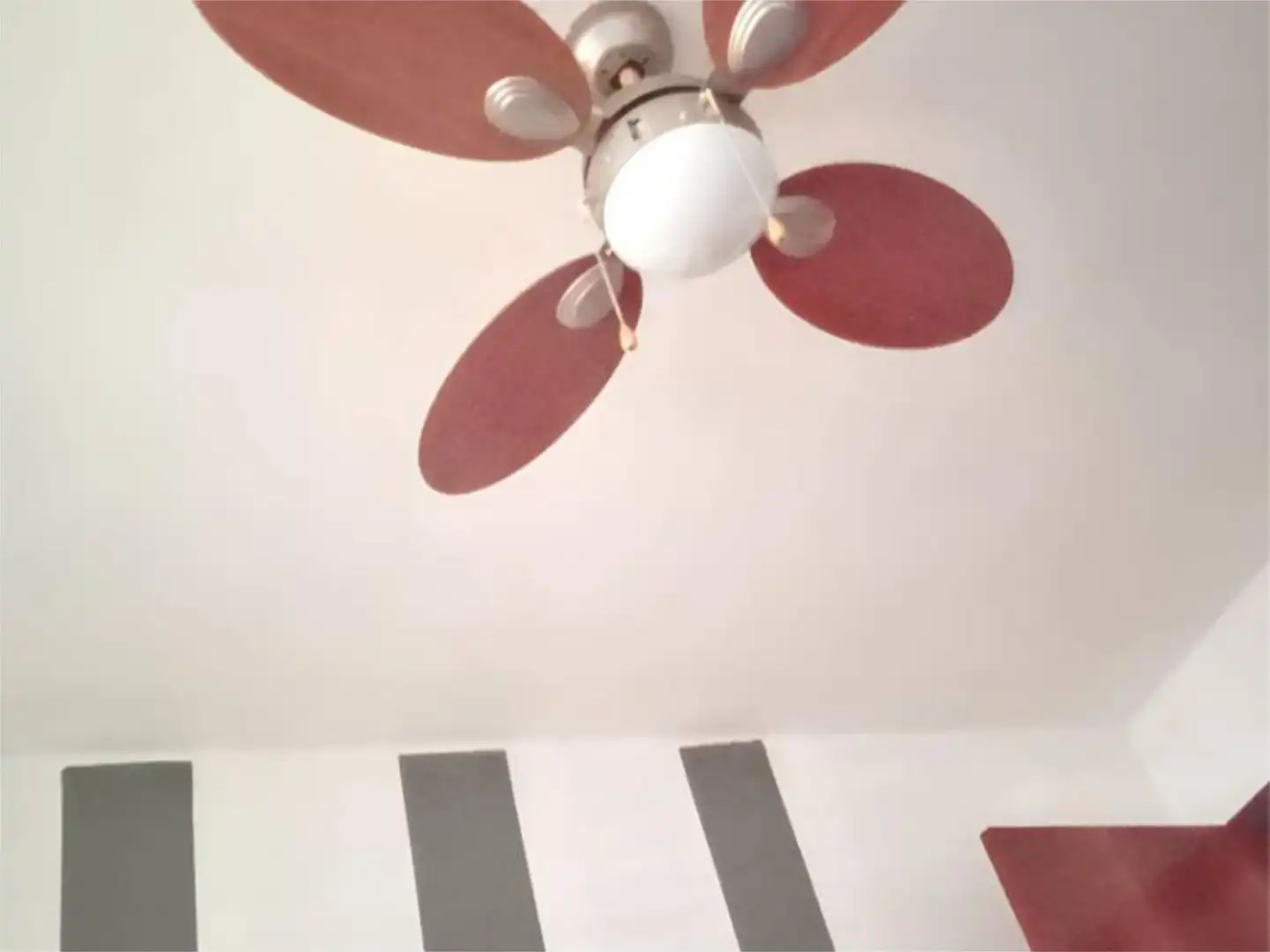Wohnung zur Miete in Carrer Apòstol Santiago, 75, La Curva Schlafzimmer von Wohnung zur Miete in Benicasim / Benicàssim mit Klimaanlage, Terrasse und Möbliert