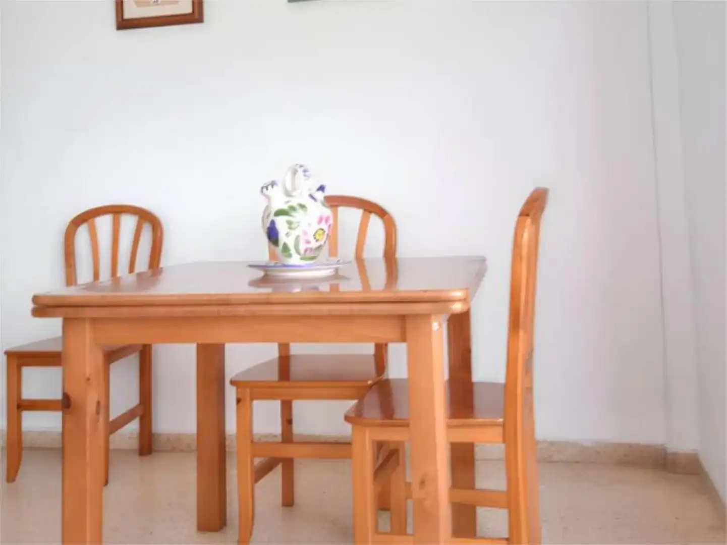 Wohnung zur Miete in Carrer Apòstol Santiago, 75, La Curva Esszimmer von Wohnung zur Miete in Benicasim / Benicàssim mit Klimaanlage, Terrasse und Möbliert