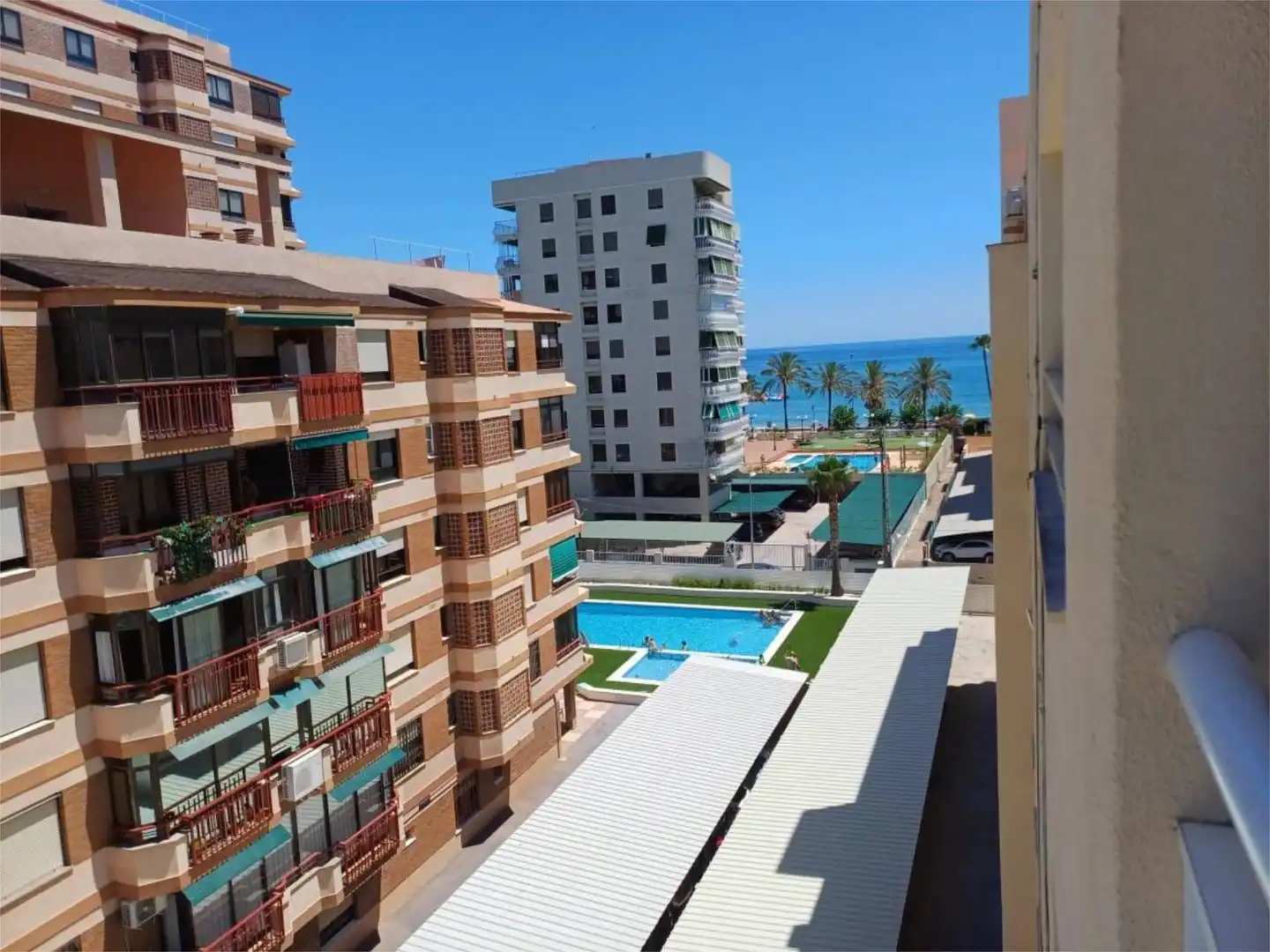 Wohnung zur Miete in Carrer Apòstol Santiago, 75, La Curva Schlafzimmer von Wohnung zur Miete in Benicasim / Benicàssim mit Klimaanlage, Terrasse und Möbliert