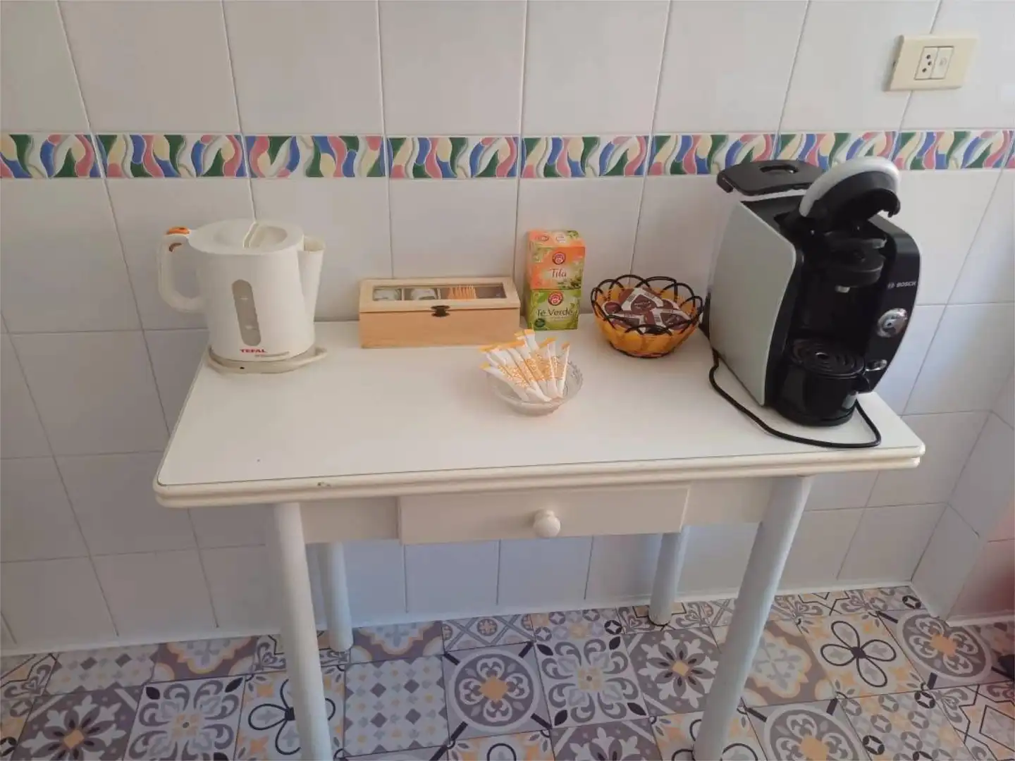 Wohnung zur Miete in Carrer Apòstol Santiago, 75, La Curva Küche von Wohnung zur Miete in Benicasim / Benicàssim mit Klimaanlage, Terrasse und Möbliert