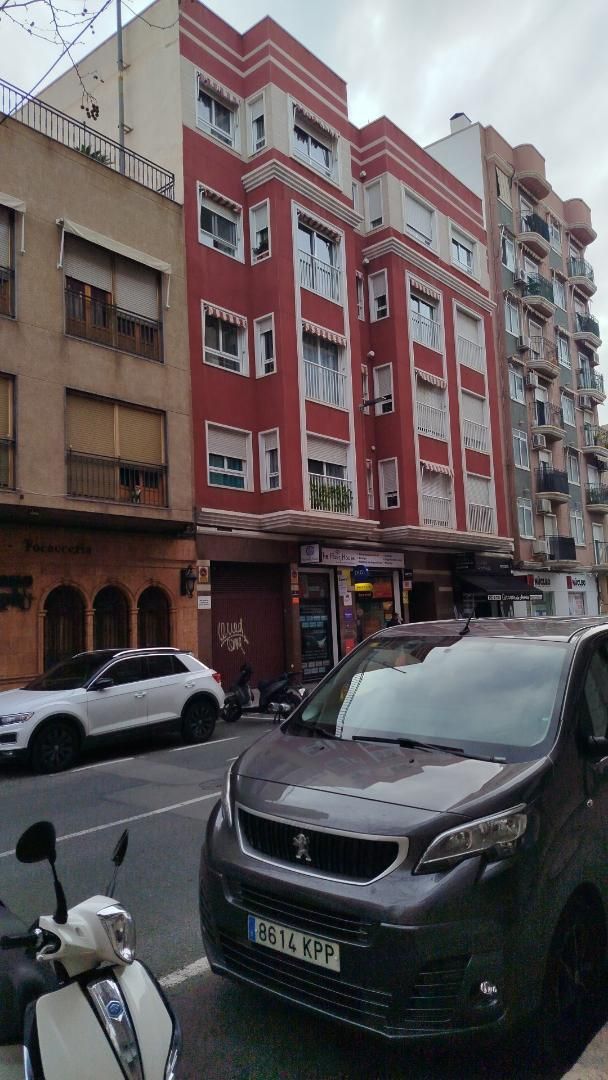 Vista exterior de Pis de lloguer en Elche / Elx amb Aire condicionat, Calefacció i Moblat