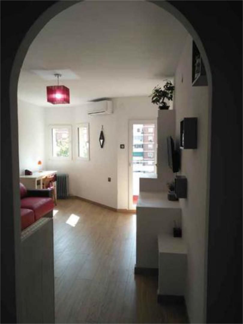 Study to rent in  Granada Capital  with Heating, Terrace and Furnished