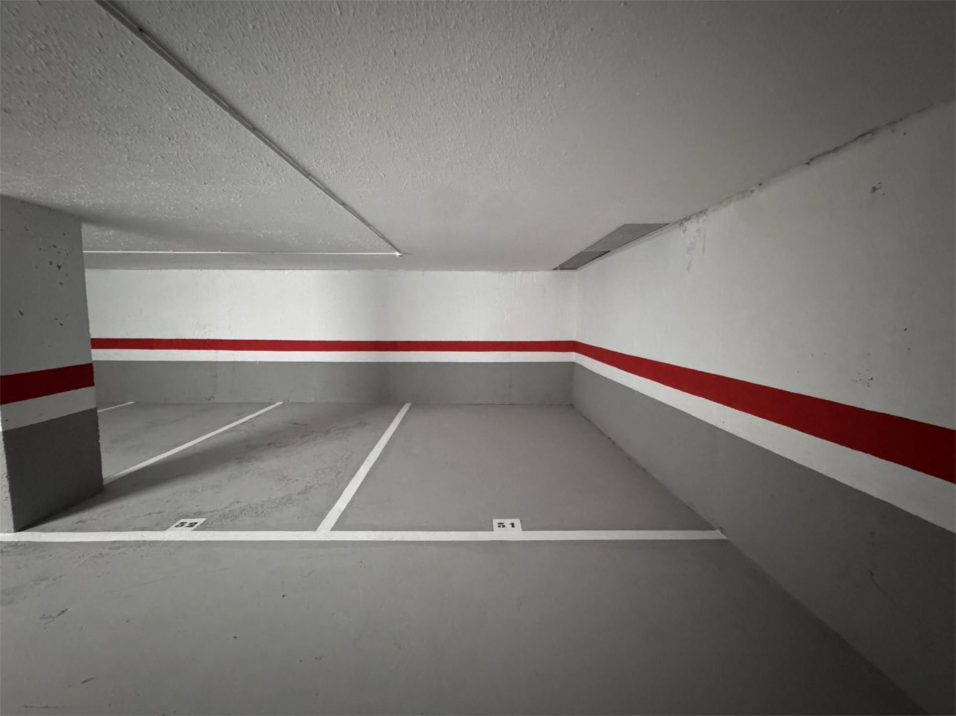 Parkplatz von Garage miete in Paiporta